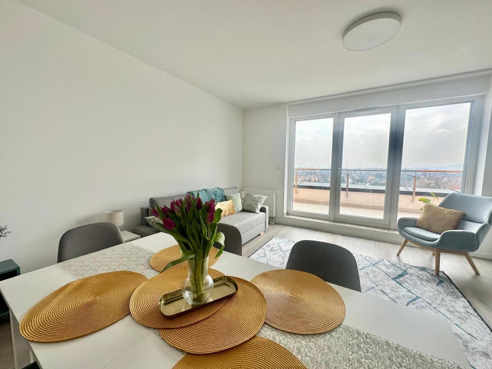 Budabright 192 #freeparking Apartment